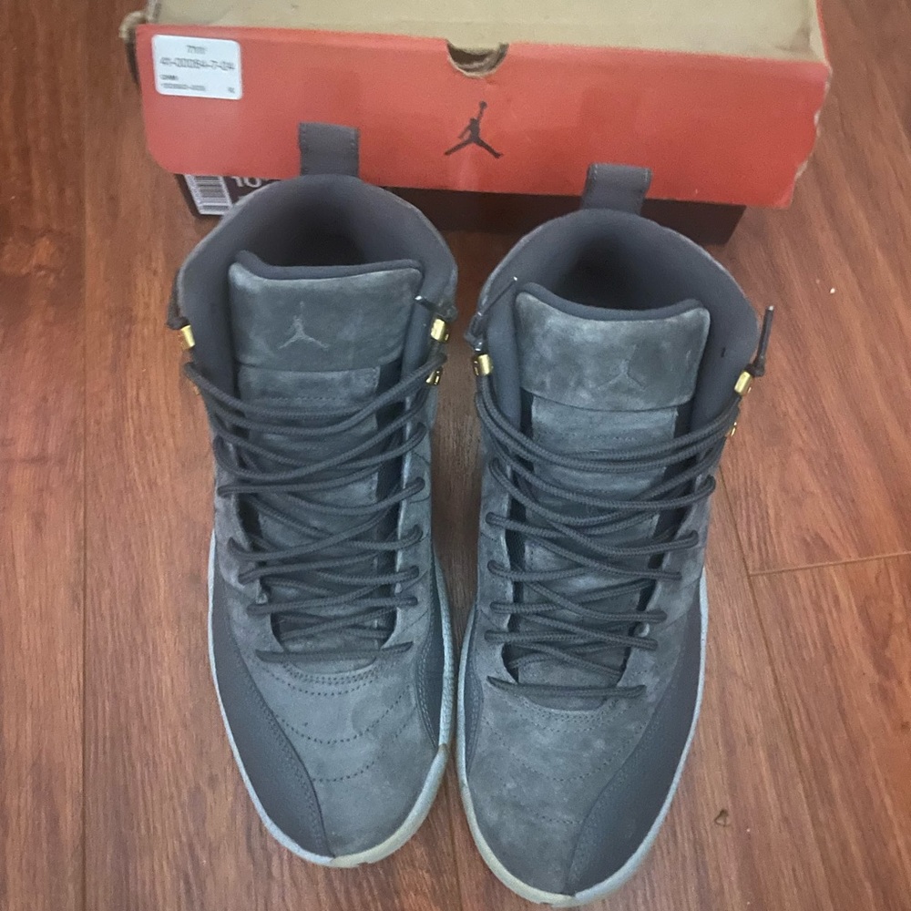 Mens Jordan Retro 12 wolf grey 10.5